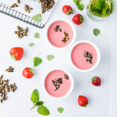 Digital-Creme-de-fraises-infusees-a-la-melisse-graines-de-courges-caramelisees-2-tif
